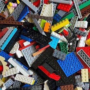 LEGO 5 Pounds of Bulk Lego Lots of Variety